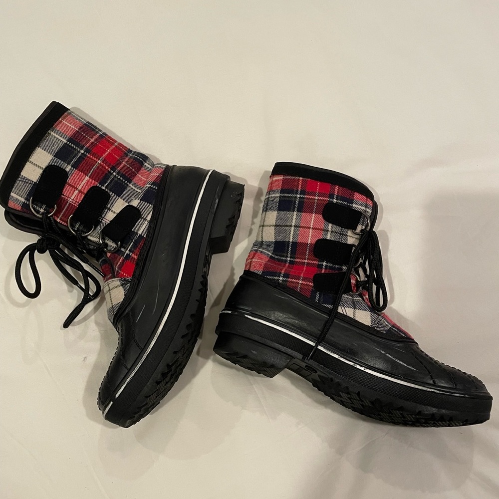 Plaid snow/ rain Itasca boots